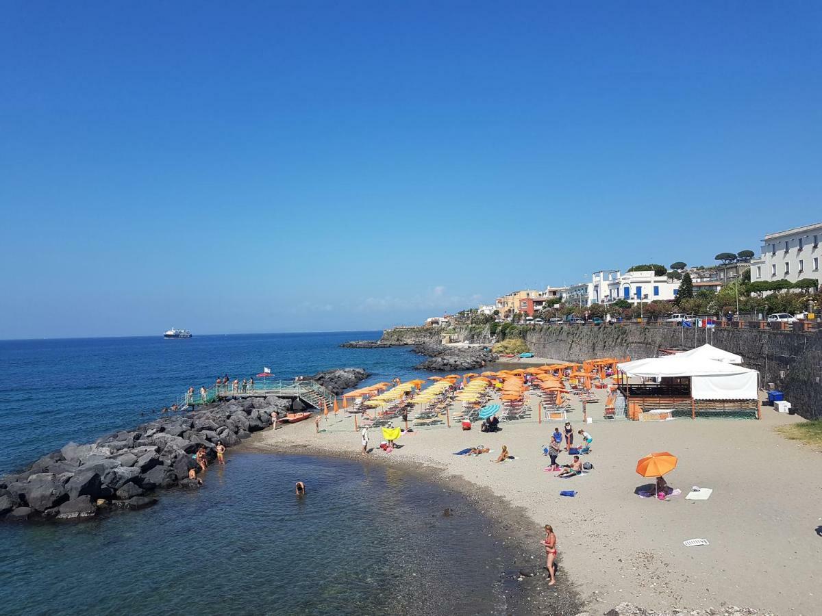 La Terrazza Dell^Ippocampo #Seaview Apartment Иския Екстериор снимка